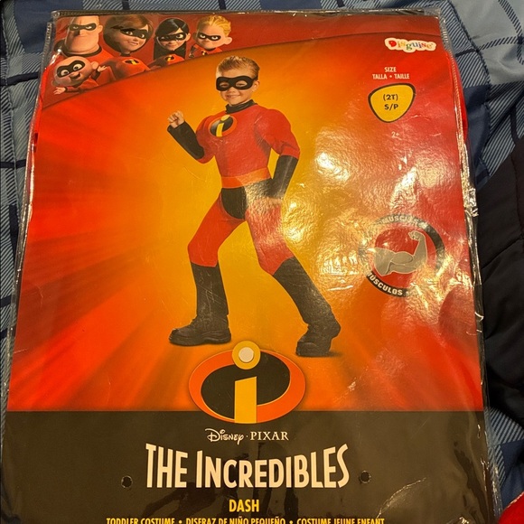 NWT Dash The Incredibles  Disney/Pixar 2T muscle costume  superhero - Picture 7 of 9